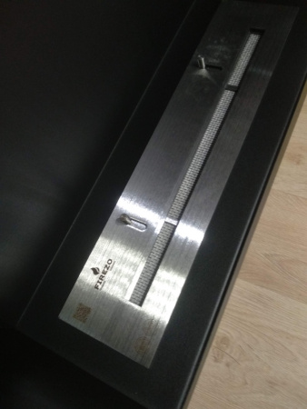 Биокамин в металлическом портале Firezo Kvadro